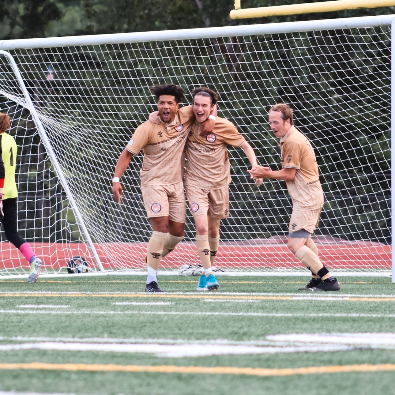 Steelheads put on a great showing vs USL 2 Powerhouse Ballard FC, but fall 0-2. Cap off the weekend defeating 2nd Place Lacey Lights 1-0 in Cascadia Premier League Play. #gofish